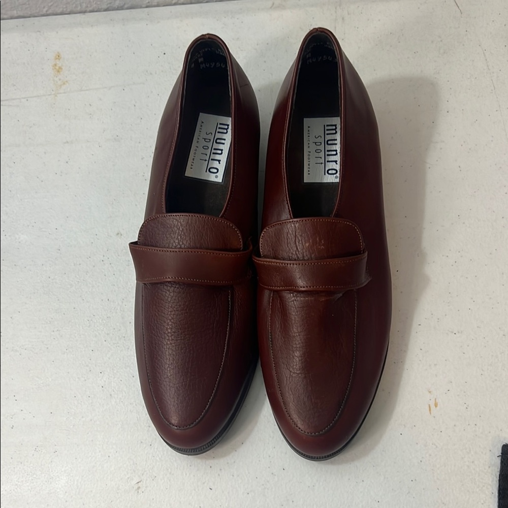 Women’s Munro Brown Loafers
